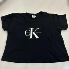 カルバンクライン　Tシャツ　クロップド丈