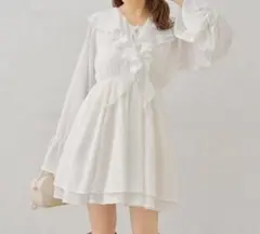 CHICOチコ フリルデザイン ミニワンピース 白 ブラウス