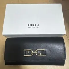 l*y様 FURLA 長財布