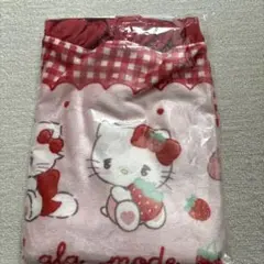 リルアラモード 当たりくじ サンリオ フリル付きブランケット キティ ムース