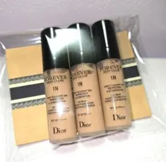 ミニオンズさま♥ディオールスキンフォーエヴァーフルイドグロウ1N5ml×3個