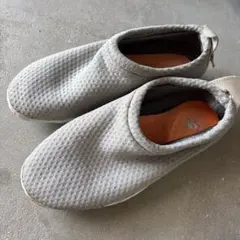 NIKE エアモック　スニーカー グレー