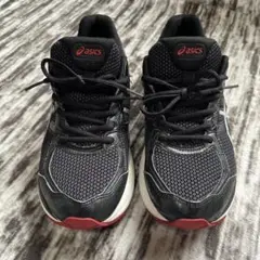 ASICS スニーカー 黒 赤