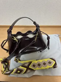 CHARLES & KEITH ダークブラウン 2ウェイバッグ