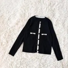 リボン付きリブニットカーディガン 黒 白 パール バイカラー 配色 フェミニン