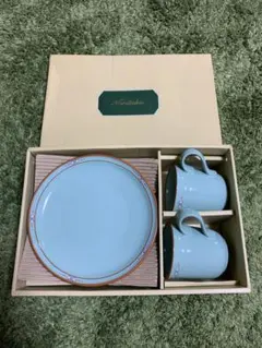 Noritakeのカップとプレートセット