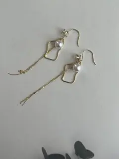 パールとクリスタルビーズのピアスセット