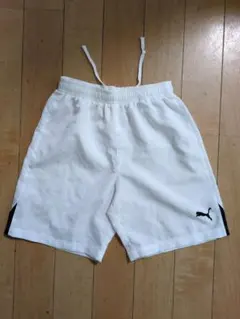 PUMA サッカー ハーフパンツ ホワイトのサムネイル