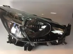 デミオ DJ3FS 右ヘッドライト ランプ（破損有）　＃440のサムネイル
