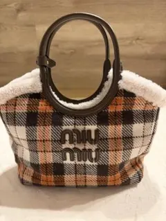 【Miumiu】チェック柄IVYトートバッグのサムネイル
