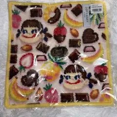24H以内発送　新品☆限定FEILER ペコちゃん✕フルーツ柄 タオルハンカチ