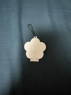 MARY QUANTミラー付きキーチェーン パープル