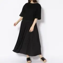 美品　Munich ワンピース　黒　異素材　ゆったり　フレア　無地　半袖　日本製