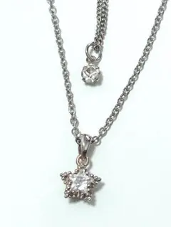 星型ペンダントの2重チェーンネックレス