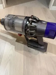 Dyson V11·SV15ジャンク品 本体 2台 - メルカリ