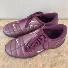 NIKE Total 90（ナイキ トータル 90）レッドのサムネイル