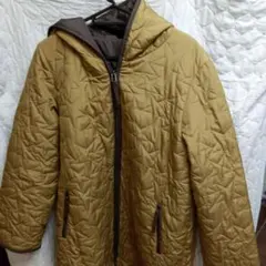 キルティングジャケット ブラウン フード付き