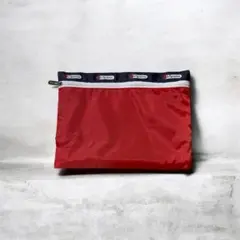 LeSportsac 赤いナイロンポーチ ジッパー付き