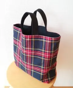 ネイビータータンチェックと帆布の リバーシブルトートバッグ