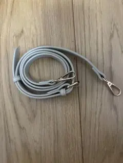 ライトグレー 合成皮革 ショルダーストラップ