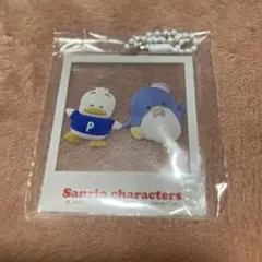 サンリオ　はいっ！ポーズ！キーホルダー　あひるのぺっクル&タキシードサム