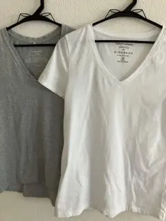 vネック半袖Tシャツ 白&グレー 2枚セットのサムネイル