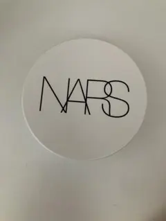 NARS ライトリフレクティング セラムクッションファンデーションのサムネイル