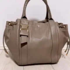 《美品》Ferragamo(フェラガモ)ハンドバッグ