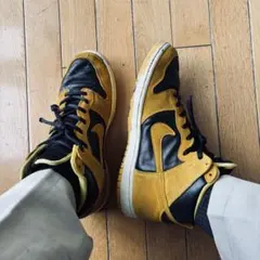 ナイキ ハイカット スニーカー イエロー/ブラック