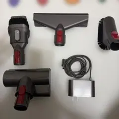 【超メルカリ市限定価格❗️】ダイソンv8slim fluffy 充電器　付属品多数 2026年最新】ダイソンv8充電器の人気アイテム - メルカリ
