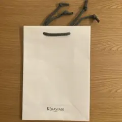 【新品・未使用】KERASTASE ケラスターゼ　ショップ袋 ショッパーのサムネイル