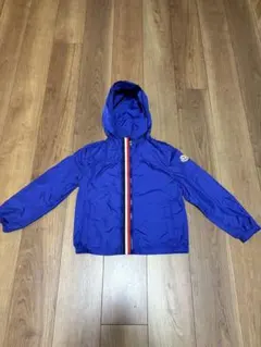 キッズ用のMONCLERのジャンパー　8A