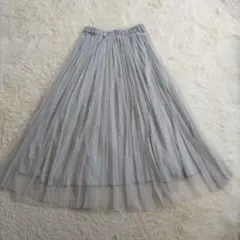 ルクールブラン　チュールプリーツロングスカート　グレー　Mのサムネイル