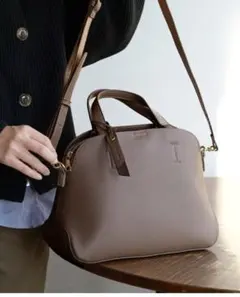 【美品】Legato Largo レガートラルゴ かるいかばん ハンドバッグ