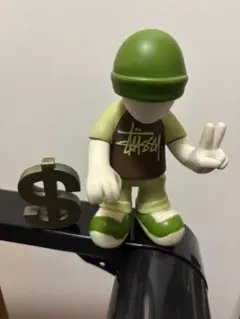 STUSSY × MEDICOM TOY フィギュア レア ステューシー - メルカリ