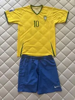 NIKE ブラジル代表 ロナウジーニョ ユニフォーム 上下セットのサムネイル