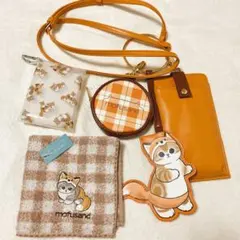モフサンド　mofusand きつねにゃん　3連ポーチ　マルチポーチ　ハンカチ