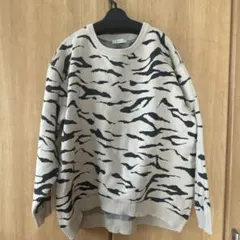 未使用 CHIGNON ゼブラ柄　ニット セーター　ベージュ