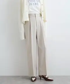 ベージュ ワイドパンツ ハイウエスト