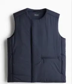 【廃盤商品】H&M軽量中綿ダウンベストMove ダークネイビーM