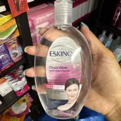 Eskinol Classic Glow Facial Cleanserのサムネイル