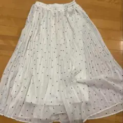 お値下げ　♦︎新品♦︎シフォン水玉スカート　ドット柄　アイボリーのサムネイル