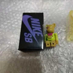 2025年最新】BE@RBRICK nike sbの人気アイテム - メルカリ