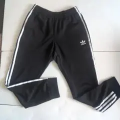 adidas originals ジョガーパンツ