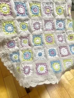手編みブランケット☆アフリカンフラワー☆かぎ針編み☆カラフル