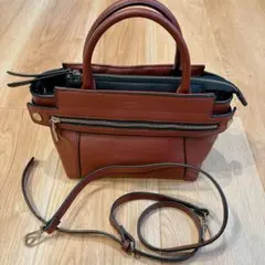 FIORELLI  フィオレッリ　ハンドバッグ　ミニバッグ　ショルダー付き