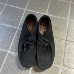 Clarks Originals ワラビー ブラック スエードのサムネイル