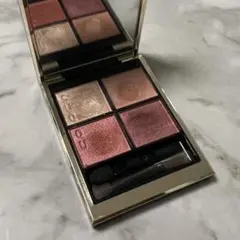 SUQQU シグニチャーカラーアイズ 04