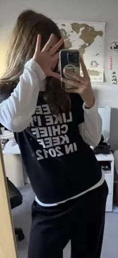 スローガンTシャツ　swag y2k yoko chief keef