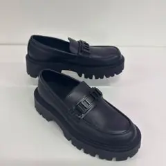 【新品】ZARA 厚底トラックソールローファー ブラック40（E-1)のサムネイル